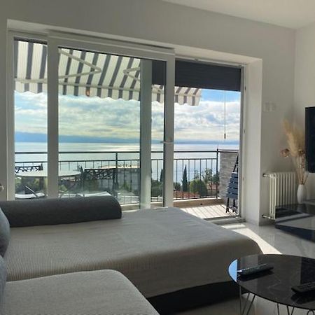 Apartman Mimato Laurana Esterno foto