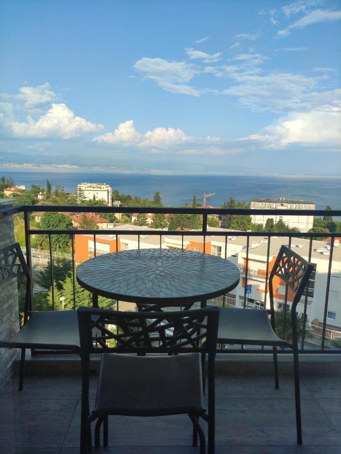 Apartman Mimato Laurana Esterno foto