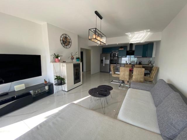Apartman Mimato Laurana Esterno foto