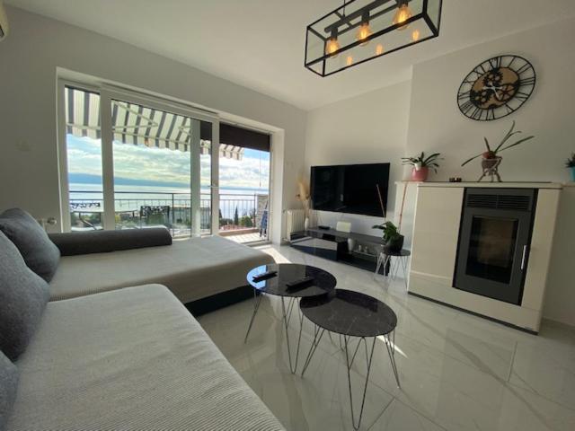 Apartman Mimato Laurana Esterno foto